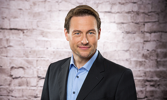 STEFAN DERICHS